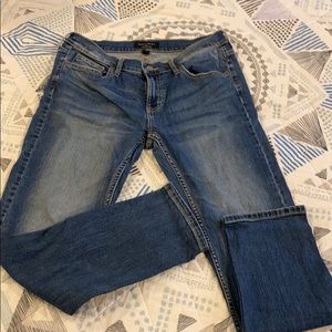 Banana republic. Girlfriend jean. Size 27/4
